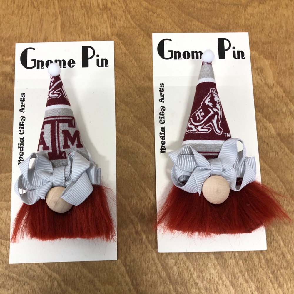 Texas A&M Gnome Pin Brooch Bow Gift Guide Handmade Magnetic Team Spirit Alumni